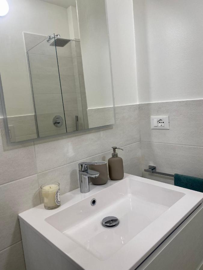 Suite Stresa Milano Centrale 3Pax Wifi Exterior photo